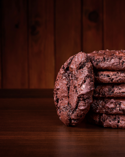 Galletas de Doble Chocolate Un Delicioso Manjar en Nuestra Cafetería